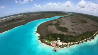 Lo atractivo de los cenotes es que tienen un esplendor natural que los hace únicos