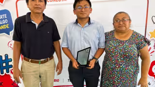 De Hopelchén a la UNAM: Joven hace historia como primer especialista en Enfermería Cardiovascular de Campeche