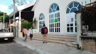 Así se vio el exterior de la Iglesia de Guadalupe en Playa del Carmen. Foto: Fernando Morcillo