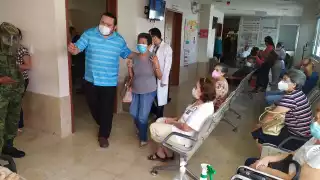 Trascendió que en esta primera fase cada nosocomio contará con 1750 dosis recibiendo aproximadamente 400 al día