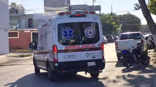 Trasladan de urgencia a hombre con fractura expuesta de más de 10 días en Ciudad del Carmen