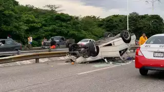 El hombre fue trasladado a un hospital privado ante las heridas presentadas. Foto: Ricardo Jiménez