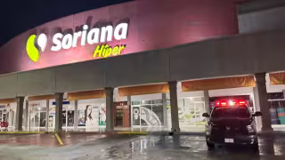 Presunta amenaza con arma de fuego provoca movilización policial en Soriana de Ciudad del Carmen
