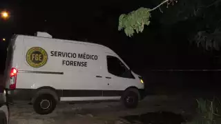 La camioneta de la SEMEFO se encontraba en el lugar