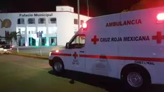 El elemento policiaco fue rápidamente atendido por paramédicos