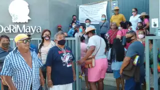 Piden a vecinos de la colonia Colosio en Playa del Carmen no dejarse engañar por políticos