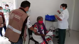 Con esto ya se suman cinco localidades del estado, cuya población con 60 años y más, reciben la vacuna contra el  Coronavirus