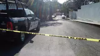 Elementos de la SEMEFO arribaron para realizar las acciones protocolarias