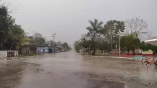 Tromba azota la comunidad de Xhazil Sur del Municipio de Felipe Carrillo Puerto,