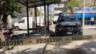 Localizan el cuerpo sin vida de un indigente cerca de la avenida Tulum en Cancún