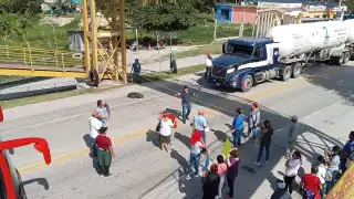 Trabajadores de Mamantel, Sabancuy, Atasta e Isla Aguada exigen derechos laborales