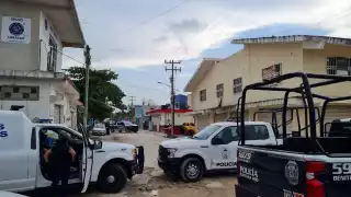 Las autoridades al llegar buscaron a la mujer así como también se montó un operativo para dar con el paradero de los responsables