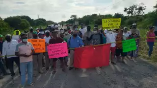 Pobladores de Las Coloradas cerrarán la entrada al puerto hasta el medio día