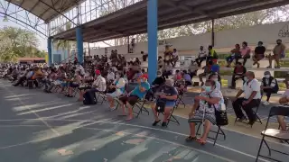 La velocidad de crecimiento de casos para la zona sur  es de 0.23 y de 0.41  para la zona norte