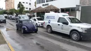 Al hotel llegó los cuerpos de emergencia y el Servicio médico forense para iniciar con las diligencias Foto: Rafael García