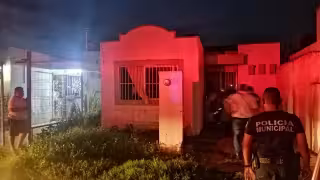 Corto circuito provoca incendio en vivienda de Chetumal