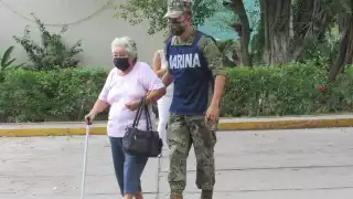 Muchos abuelitos se quedaron sin su vacuna, a pesar de que realizaron su registro y respetaron los turnos que les correspondía