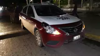 Aunque el impacto fue de consideración, no hubo heridos.  Foto: Ricardo Jiménez