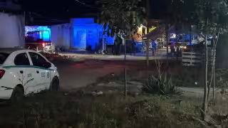 Madrugada violenta: Hombre fue ejecutado a balazos en la colonia In House de Playa del Carmen