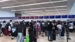 El aeropuerto de Cancún es el que más tráfico aéreo recibe, en comparación de los existentes en Chetumal y Cozumel