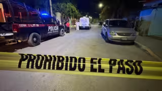 Encuentran a un hombre sin vida dentro de su casa en Tulum
