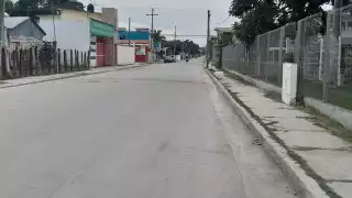 Celebración de Noche buena deja calles vacías y con basura en Escárcega