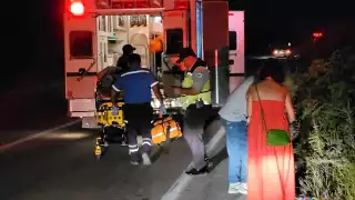 La mujer sufrió quemaduras en la piel, mientras que el hombre presentó una lesión en el brazo