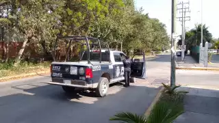 La víctima fue localizada poco después, justo detrás del sitio comercial, sin lesiones