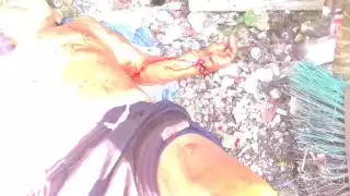 Auxilian a abuelito en Ribera del Río Hondo, Quintana Roo