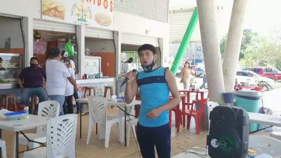 Joshua es originario de Tabasco y estudió en el Conservatorio Carlos Pellicer Cárdenas. Foto: Emmanuel Sansores Joshua es originario de Tabasco y estudió en el Conservatorio Carlos Pellicer Cárdenas. Foto: Emmanuel Sansores