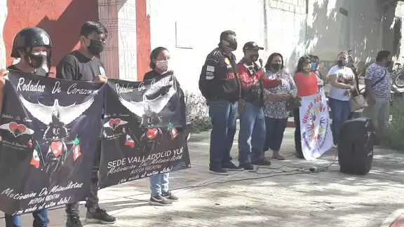 El club Rodadas de Corazómm entregó 100 despensas, ropas y juguetes. Foto: Manuel Vázquez Rivero El club Rodadas de Corazómm entregó 100 despensas, ropas y juguetes. Foto: Manuel Vázquez Rivero