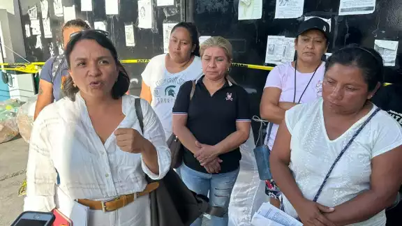 Familiares de quienes se desconoce su ubicación accedieron a reunirse con López Salazar Familiares de quienes se desconoce su ubicación accedieron a reunirse con López Salazar