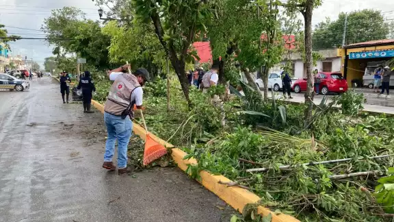 La cabecera municipal cuentan con 11 refugios anticiclónicos que se suman a un total de 75 refugios La cabecera municipal cuentan con 11 refugios anticiclónicos que se suman a un total de 75 refugios