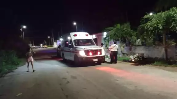 En el lugar llegaron paramédicos de la Cruz Roja quienes confirmaron que la persona no contaba con signos vitales En el lugar llegaron paramédicos de la Cruz Roja quienes confirmaron que la persona no contaba con signos vitales