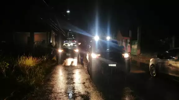 Sujetos armados roban autoservicio y son detenidos en Escárcega Sujetos armados roban autoservicio y son detenidos en Escárcega