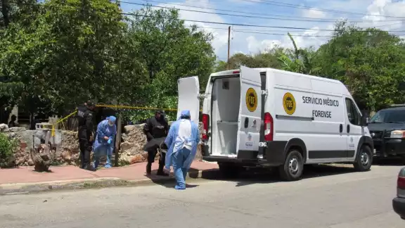 La autoridades se llevaron el cuerpo
