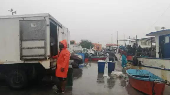 La isla tendrá una tarde lluviosa debido a zona de baja presión con probabilidad para desarrollo ciclónico La isla tendrá una tarde lluviosa debido a zona de baja presión con probabilidad para desarrollo ciclónico