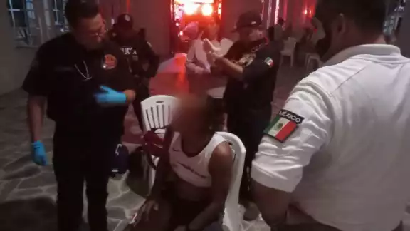 Dos hombres y una de las mujeres fueron los que recibieron atención, sin que se reportaran graves Dos hombres y una de las mujeres fueron los que recibieron atención, sin que se reportaran graves