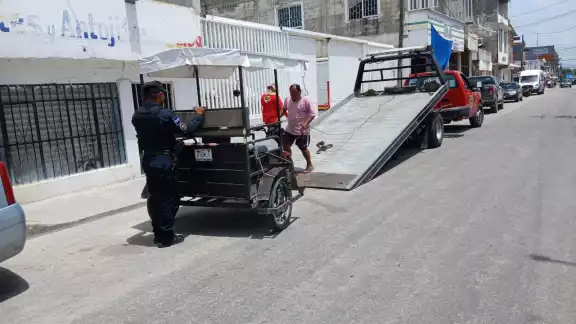 Mototaxista detenido por ingerir alcohol en vía pública en Salsipuedes Mototaxista detenido por ingerir alcohol en vía pública en Salsipuedes