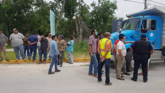 Las autoridades informaron que se remitirán al corralón los vehículos que no cuenten con los permisos adecuados.