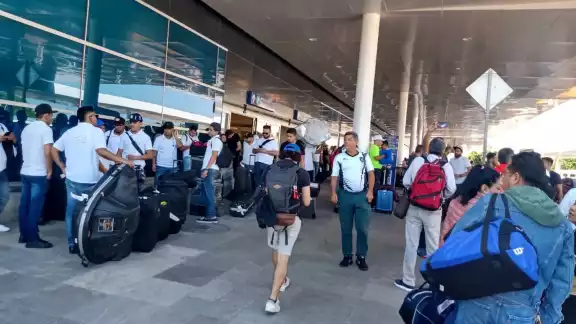 Los vuelos de la CDMX llegaron llenos Los vuelos de la CDMX llegaron llenos