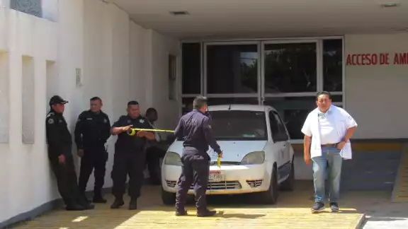 La mujer murió a bordo de un taxi de Chemax La mujer murió a bordo de un taxi de Chemax