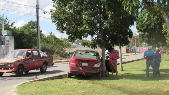 Los hechos ocurrieron cerca del fraccionamiento Hacienda Caucel y no se reportan lesionados Los hechos ocurrieron cerca del fraccionamiento Hacienda Caucel y no se reportan lesionados