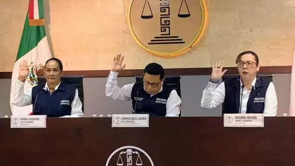 El TEEC declaró inexistente la queja de Movimiento Ciudadano contra la gobernadora Layda Sansores y dirigentes de Morena en Campeche El TEEC declaró inexistente la queja de Movimiento Ciudadano contra la gobernadora Layda Sansores y dirigentes de Morena en Campeche