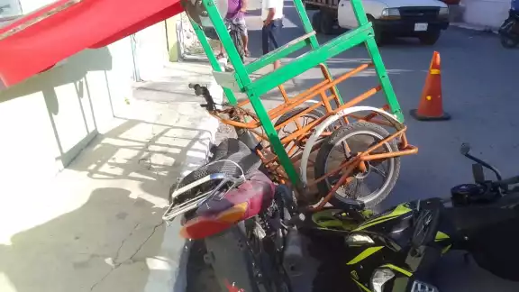 El joven fue trasladado al hospital El joven fue trasladado al hospital