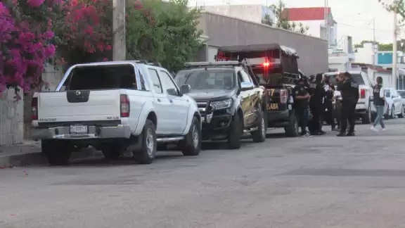 El abuelito que se quitó la vida en el fraccionamiento Rinconada de Chuburná en Mérida padecía depresión, según datos de la familia El abuelito que se quitó la vida en el fraccionamiento Rinconada de Chuburná en Mérida padecía depresión, según datos de la familia