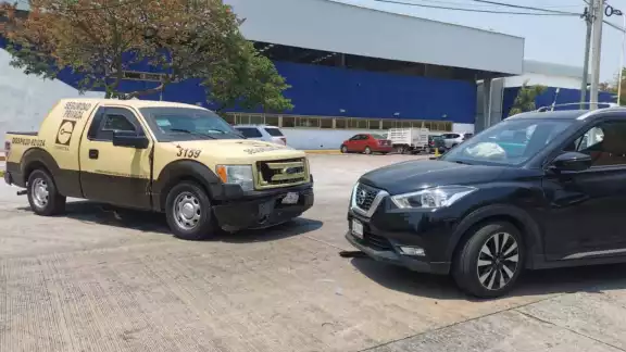 El choque en Ciudad del Carmen se resolvió realizando el pago de los daños El choque en Ciudad del Carmen se resolvió realizando el pago de los daños