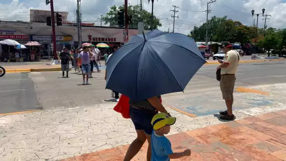 Campeche, Yucatán y Quintana Roo bajo alerta por lluvias y tormentas eléctricas Campeche, Yucatán y Quintana Roo bajo alerta por lluvias y tormentas eléctricas