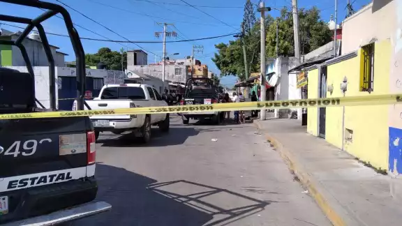 El copiloto fue trasladado aún con vida al hospital general con 4 impactos El copiloto fue trasladado aún con vida al hospital general con 4 impactos