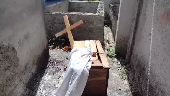 Un osario fue encontrado fuera de una tumba en el Cementerio del municipio de Felipe Carrillo Puerto, Quintana Roo Un osario fue encontrado fuera de una tumba en el Cementerio del municipio de Felipe Carrillo Puerto, Quintana Roo